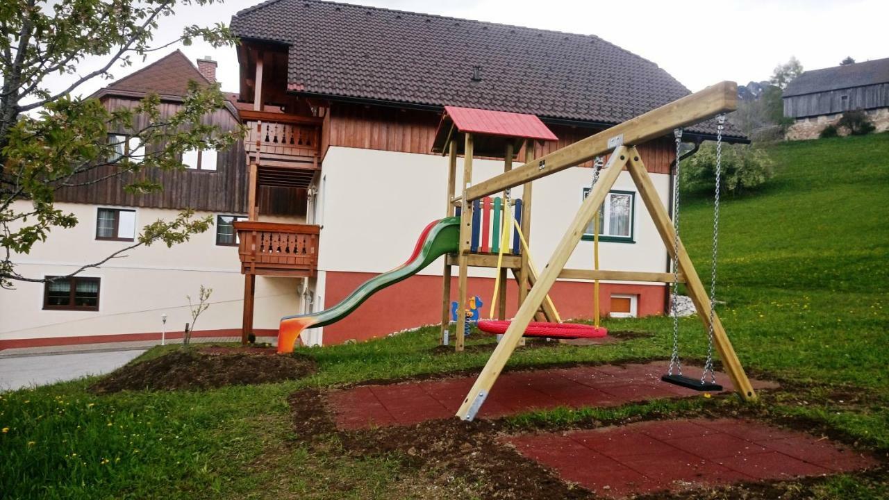 Gindl Und Gaestehaus Gindl Séjour à la ferme *